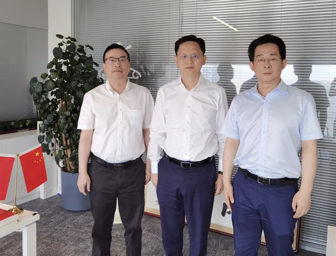 推進(jìn)網(wǎng)絡(luò)整合及廣電5G建設(shè)，福建廣電網(wǎng)絡(luò)相關(guān)領(lǐng)導(dǎo)赴中國(guó)廣電集團(tuán)匯報(bào)交流工作